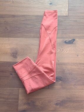 Lululemon Coral Leggings